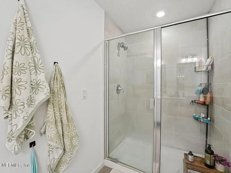 2160 Windward Cay Ln — Photo 25