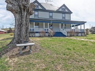 27580 Hillman Hwy, Meadowview, VA 24361