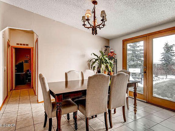 4th image of 417 Vista Ave