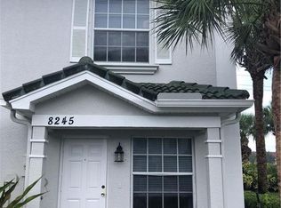 8245 Pacific Beach Dr, Fort Myers, FL 33966