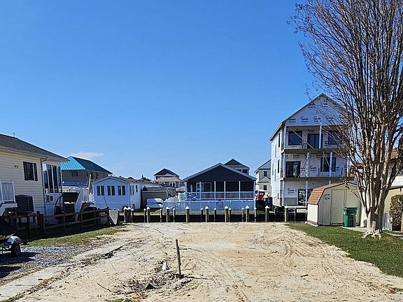 3rd image of 37071 Canvasback Rd