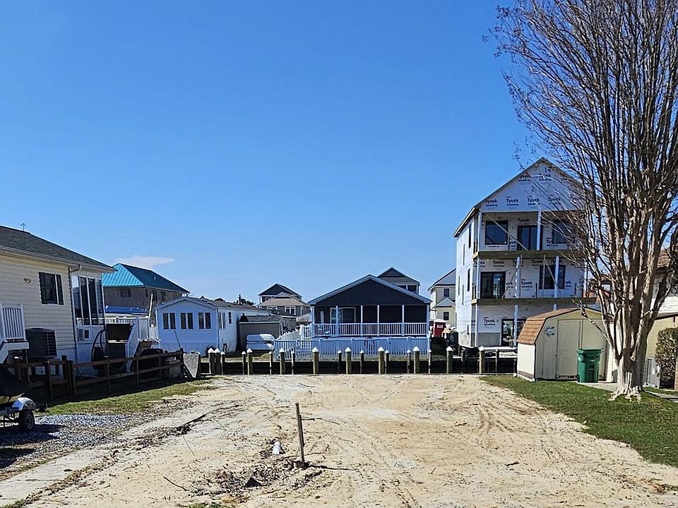 2nd image of 37071 Canvasback Rd