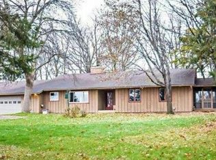4950 90th St E, Northfield, MN 55057