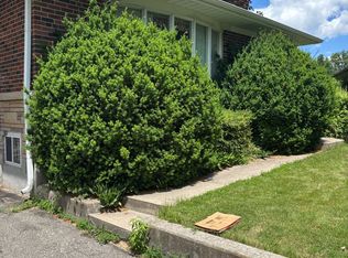 4 Winesap Pl, Toronto, ON M9A1M4
