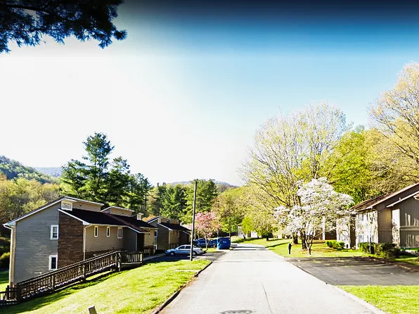 Cavalier Arms, 50 Duckett Cove Rd #9ca60aecf, Waynesville, NC 28786