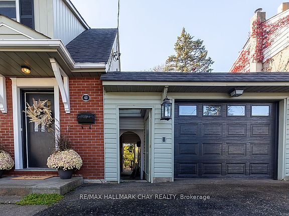 4th image of 63 Napier St