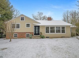 10 Garden Rd, Summit, NJ 07901