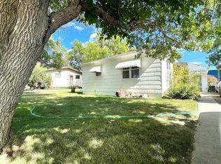 820 Teton Ave, Shelby, MT 59474
