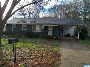 911 7th Ave, Midfield, AL 35228