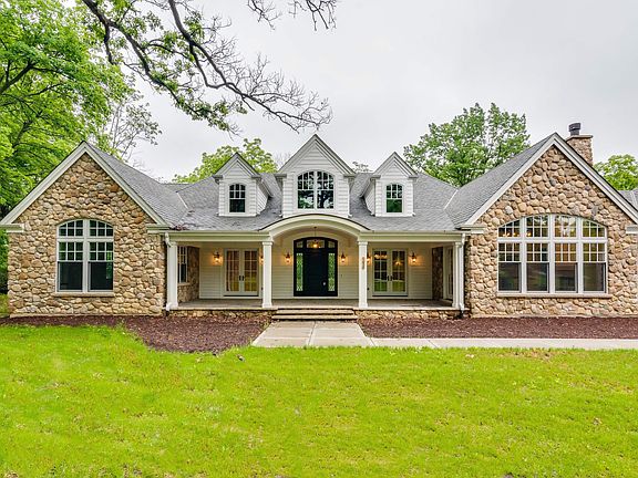 2nd image of 23W480 Royal Oak Dr