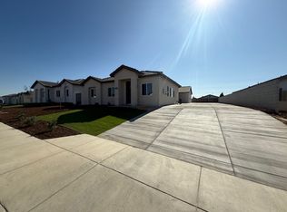 5306 Hawkwatch Ln #A-B, Bakersfield, CA 93306
