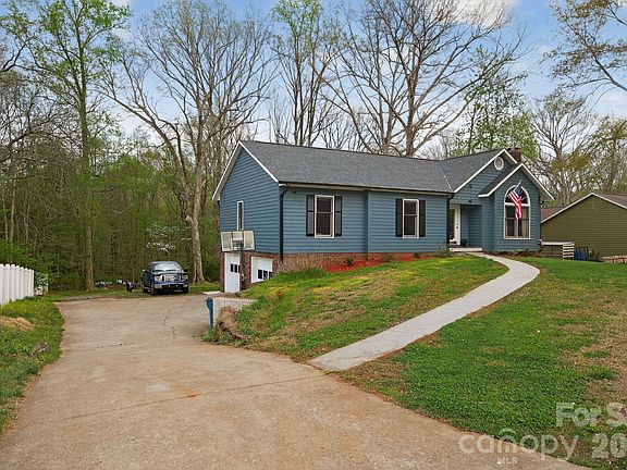 2nd image of 1163 Hidden Creek Cir