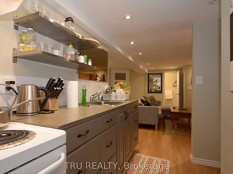1106 Clyde Ave #B — Photo 13
