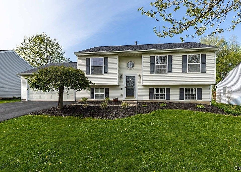 1st image of 39 Athena Dr