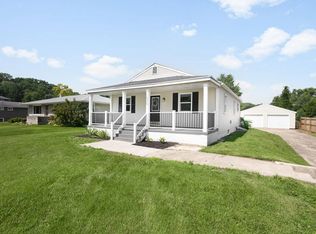 1535 S Spring St, Mishawaka, IN 46544