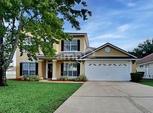 9207 Prosperity Lake Dr, Jacksonville, FL 32244