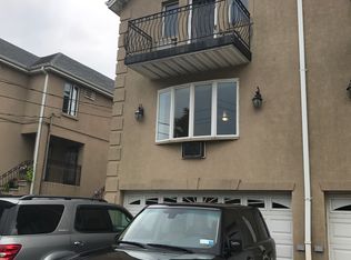 2818 Schurz Ave, Bronx, NY 10465