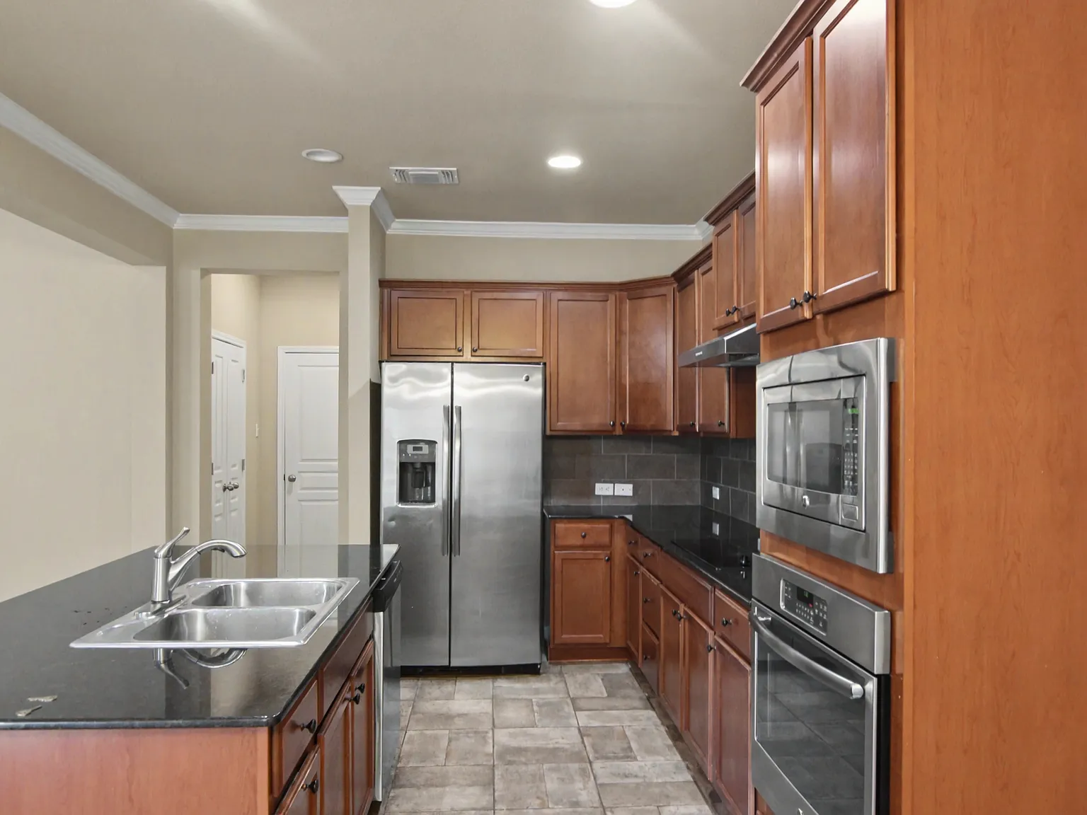 410 Stonehouse Ln, Temple — Photo 4