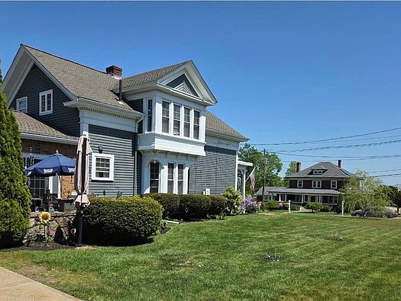 2nd image of 35 Fairview Ave