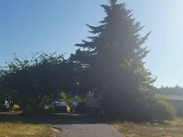 1294 Crosby Rd, Oak Harbor, WA 98277