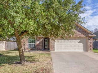 3707 Dove Crossing Ln, College Station, TX 77845