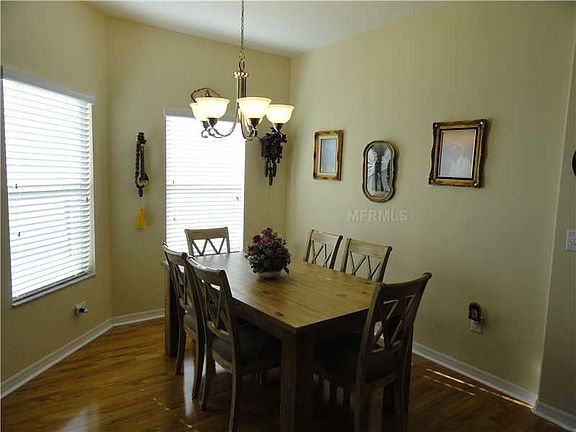 3rd image of 3636 Solana Cir