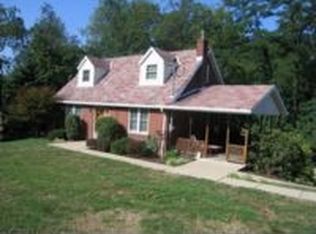 670 Clifton Rd, Bethel Park, PA 15102
