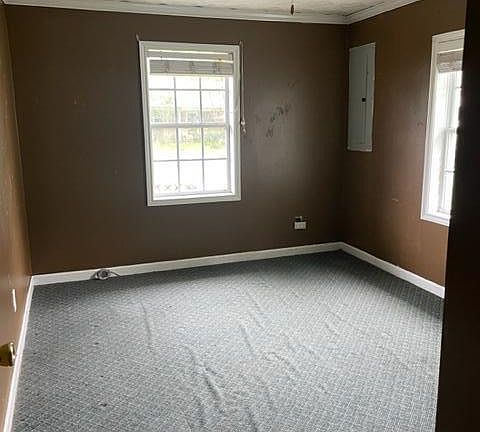 4th image of 206 N Deshotel Ave