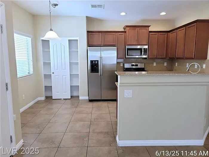 2327 Koho Dr #102 — Photo 6