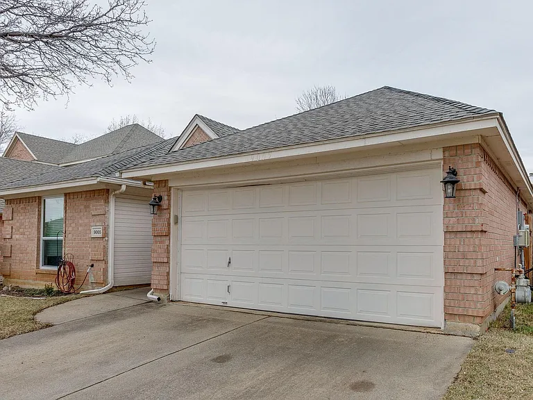 9005 Tyne Trl — Photo 4