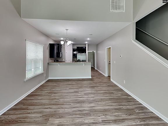 4th image of 441 Eastfair Dr