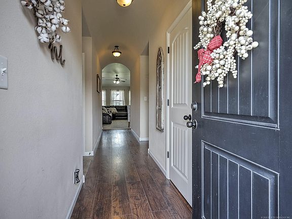 4th image of 3178 S 208 East Ave