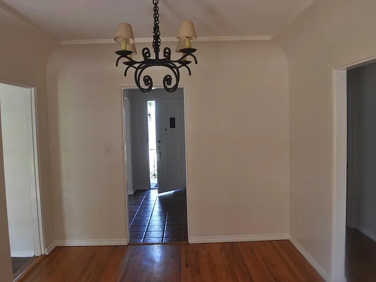 4319 Arista St — Photo 5