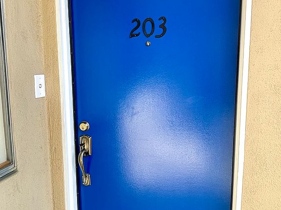4th image of 1750 S Bentley Ave APT 203