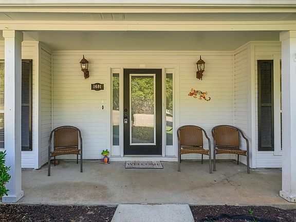 5th image of 1601 Windsor Ln