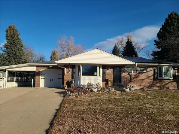 105 Dudley Street, Lakewood, CO 80226