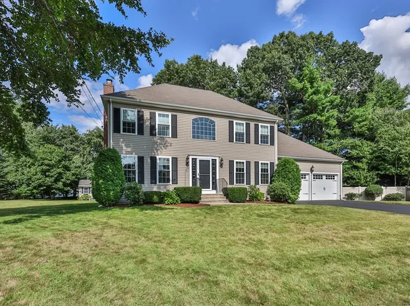 30 Bernardo Dr, Attleboro, MA 02703