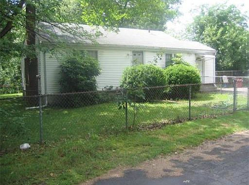 2nd image of 12 Corey St