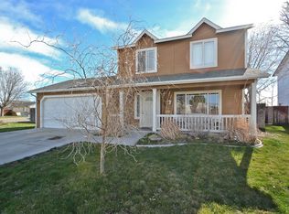 664 N Flauson Ave, Kuna, ID 83634