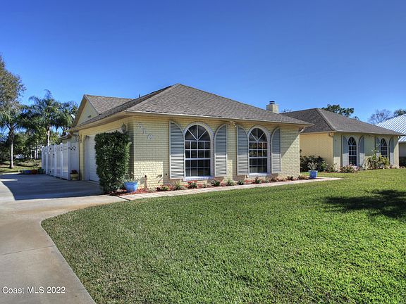 3rd image of 510 Cross Creek Cir