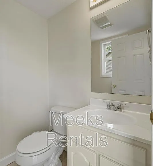 Ariel Pointe Townhomes — Photo 19