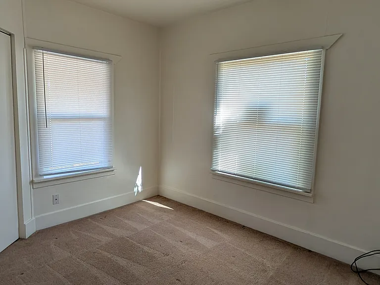 429 E Heroy Ave — Photo 19