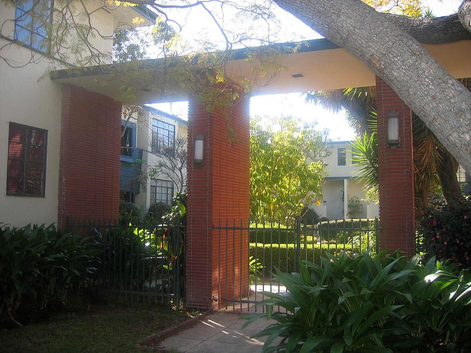 1st image of 1320 Franklin St #B