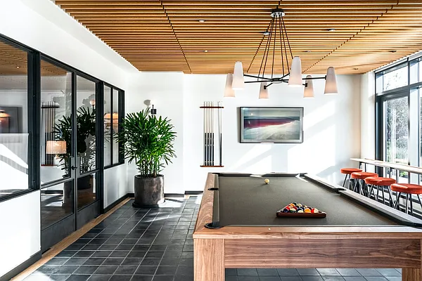 Rented by Brookfield (Funnel) | media 34