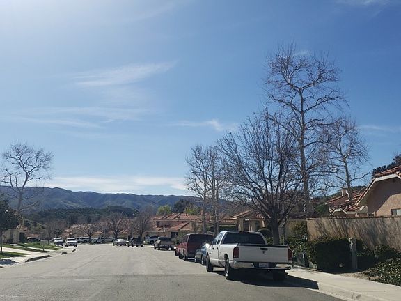 5th image of 15729 Alia Ct