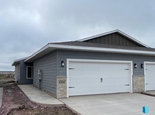 3406 S Heather Ave, Sioux Falls, SD 57106