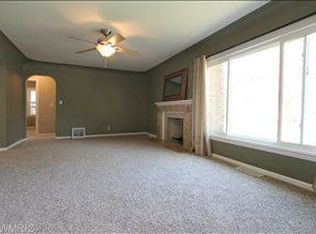 478 Eleanor St NE, Grand Rapids, MI 49505
