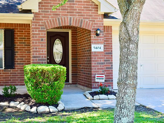3rd image of 5404 Balmorhea Dr