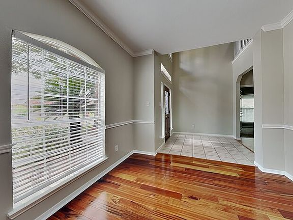 5th image of 15535 Downford Dr