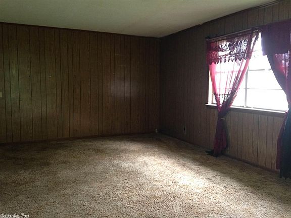 3rd image of 700 N Central Ave